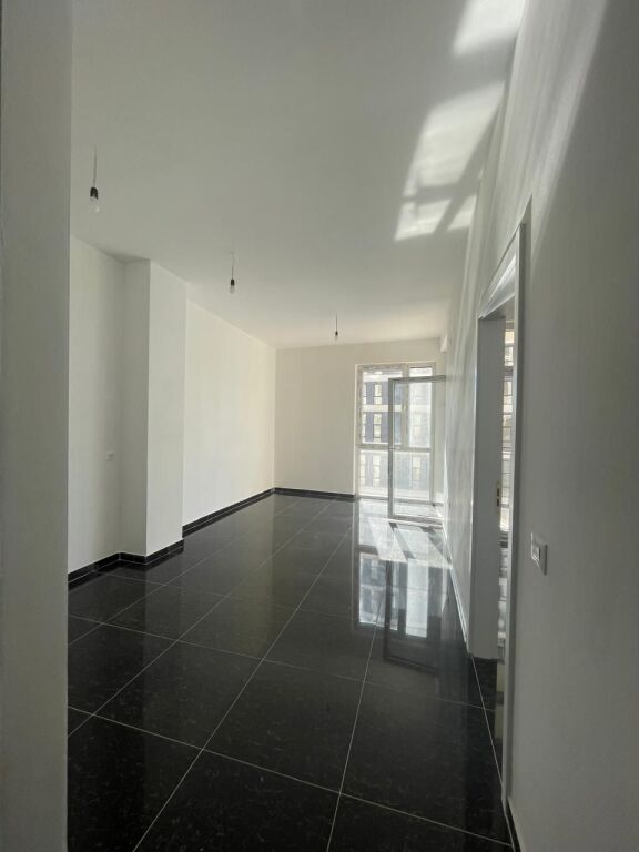 Shitet Apartament 1+1 – Altura Trade Center