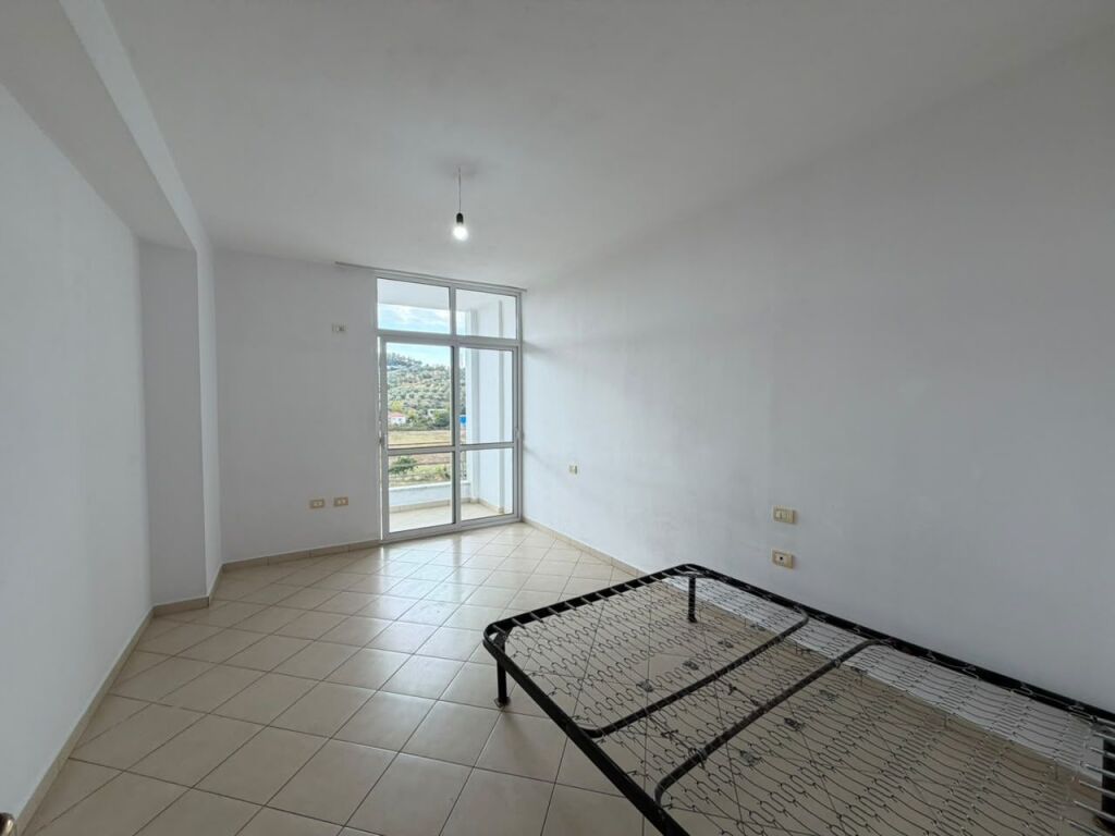 Apartament 2+1 per shitje ne Astir.