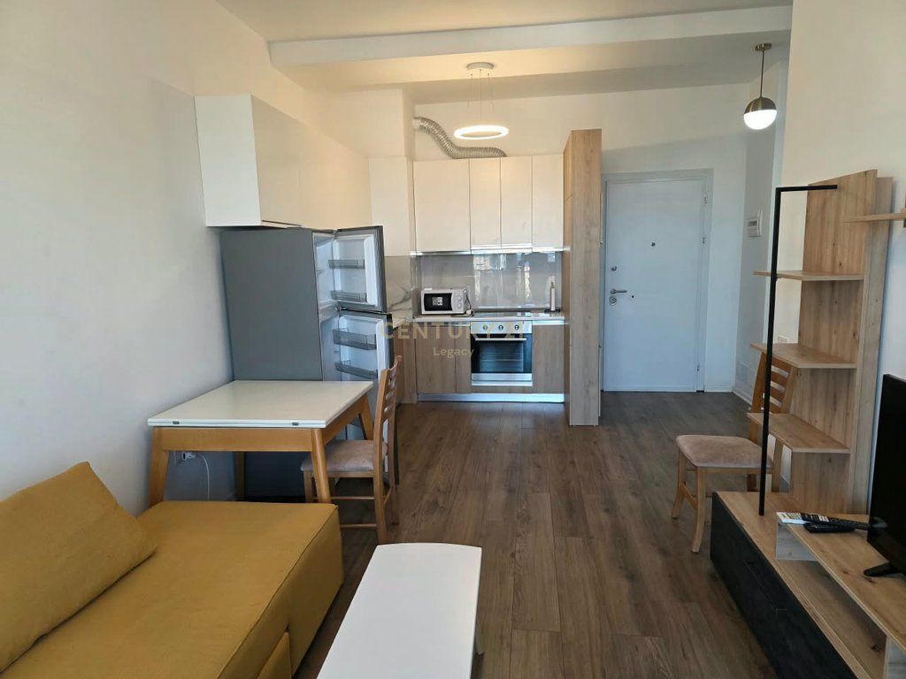 Jepet me qira apartament 1+1 – Kompleksi Kontakt, Tiranë