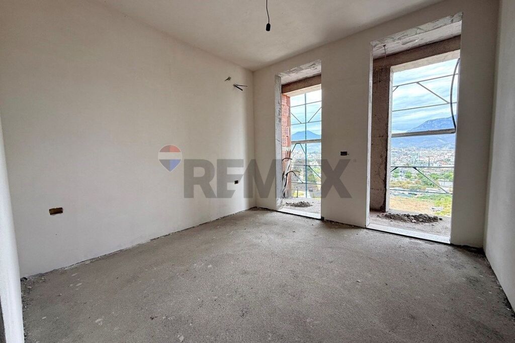 Apartament ne shitje 3+1 tek Bulevardi i Ri!