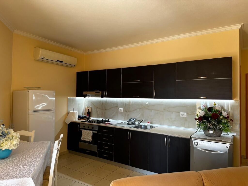 Apartament 1+1 me qera