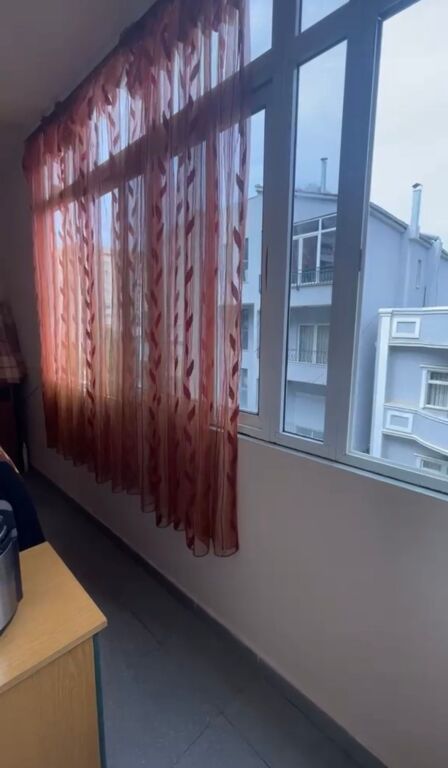 Jepet Me Qera Apartament 1+1+1 Ballkon