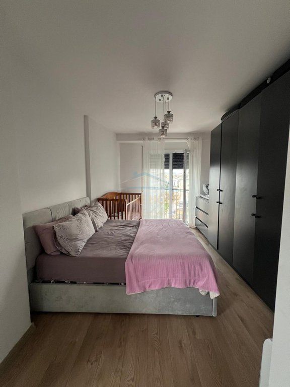 Shitet,Apartament 1+1,Rezidenca Jolla, Unaza e Re 134,000 €