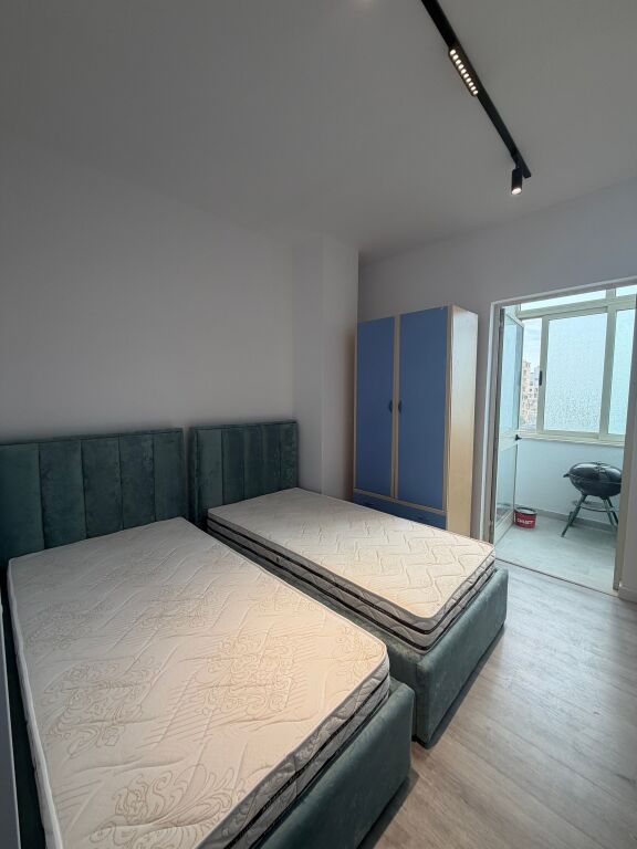Shitet apartament 2+1+2 ballkone