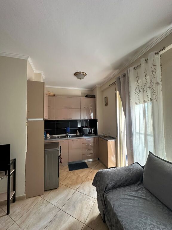 Apartament 1+1 me qira – Pranë Pediatrisë !