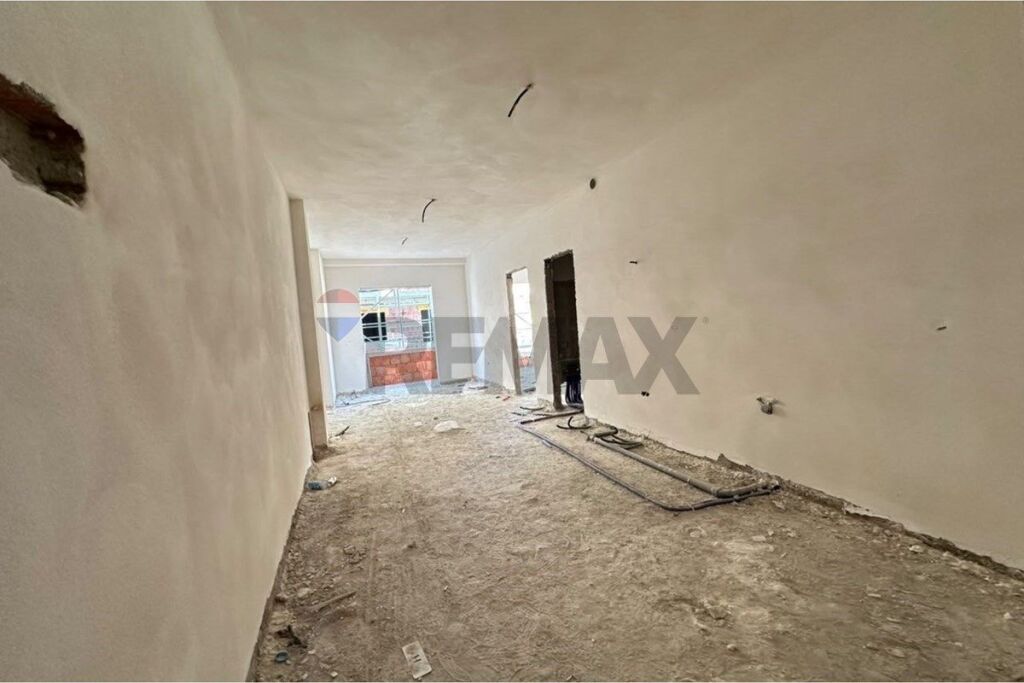 Apartament 1+1 për shitje në Golem