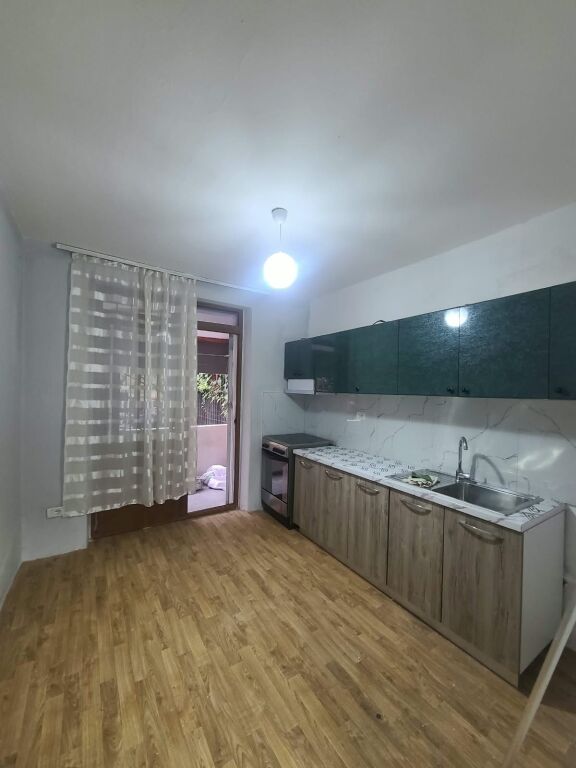 Rent | Apartament 2 + 1 | Rruga Siri Kodra | 550 €/month