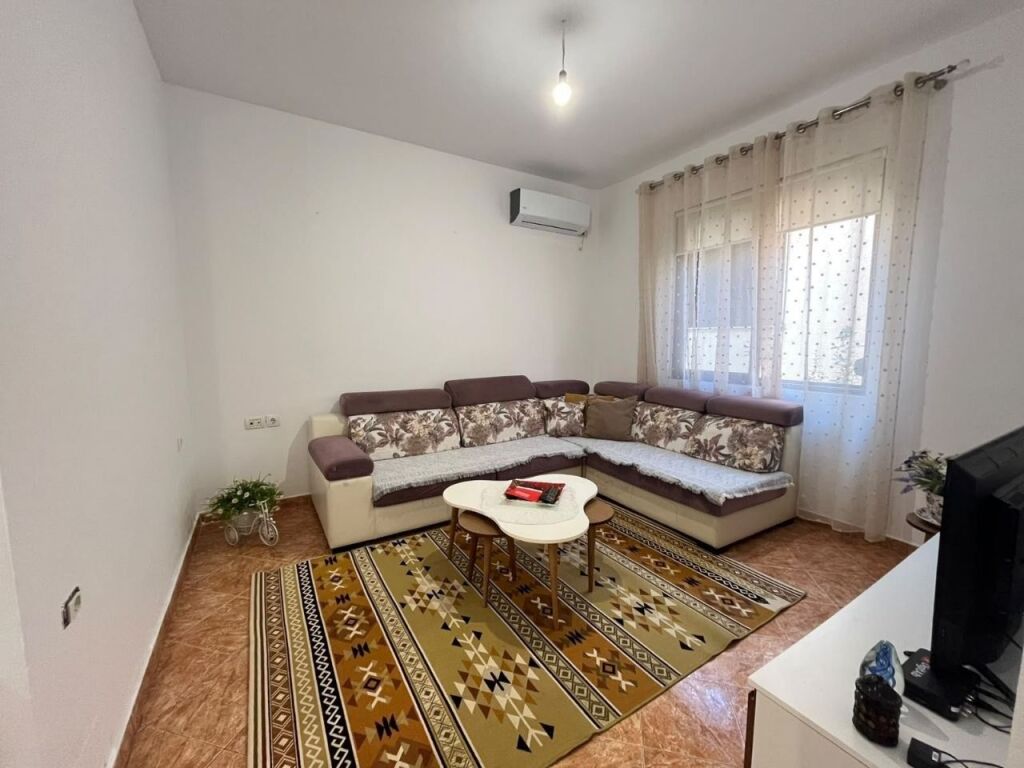 APARTMENT 2+1 40,000 LEKE JORDAN MISJA STREET