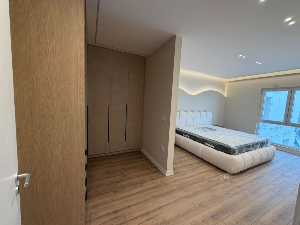 🏡 APPARTAMENTO 2+1 IN AFFITTO – ZOGU I ZI