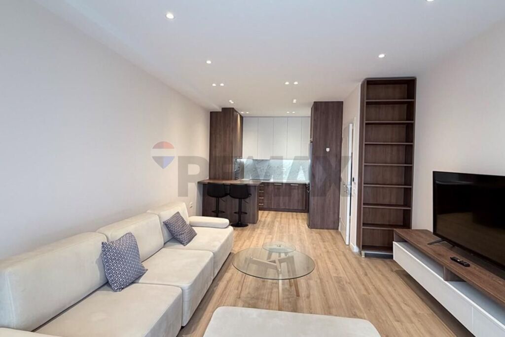 Per qira Apartament te Kompleksi Arlis