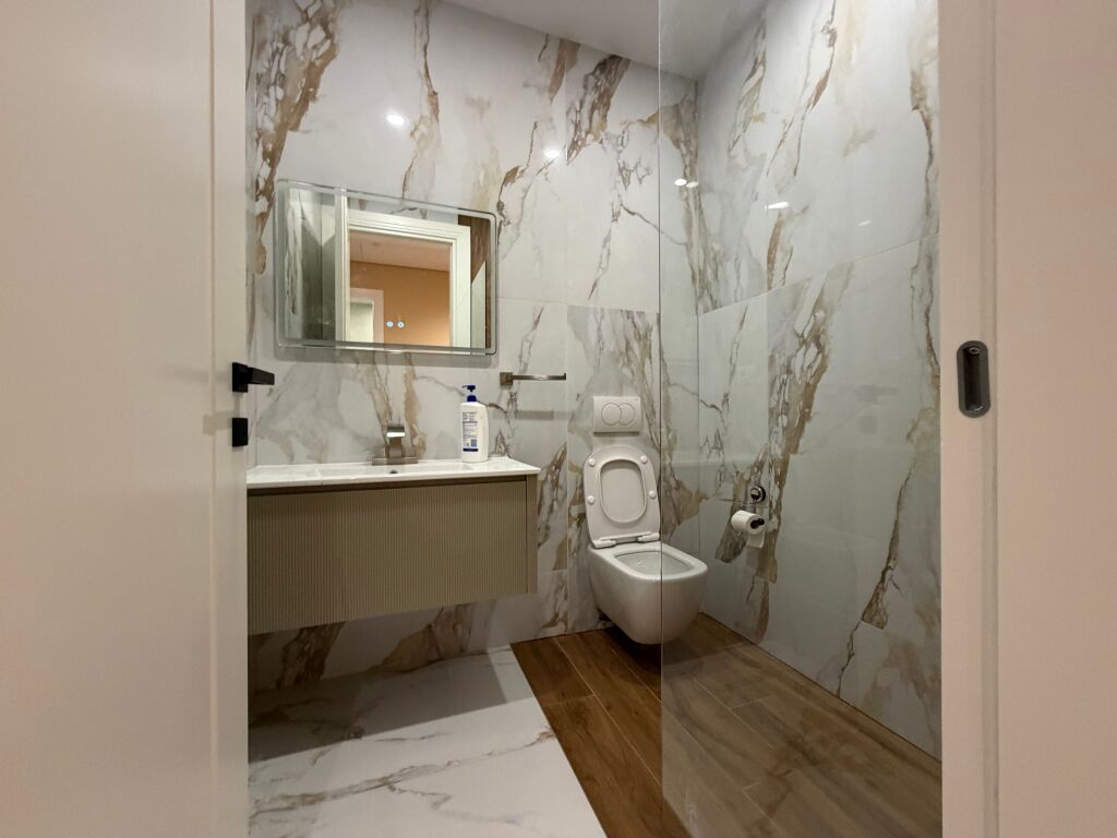 ✨ Jepet me Qira Apartament 2+1 Luksoz - Downtown One, Rruga Elbasanit