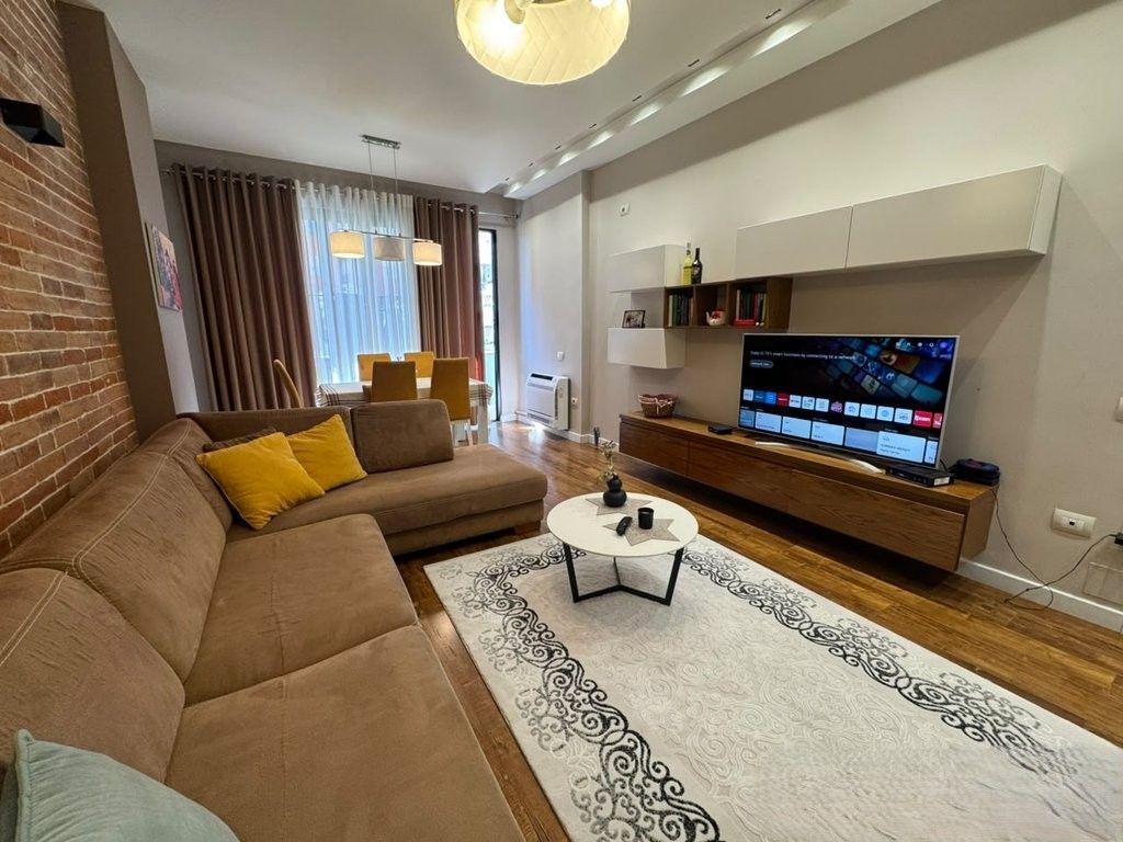 Super Appartamento 2+1+2 in vendita a Unaza e Re, Astir! 188.000 €