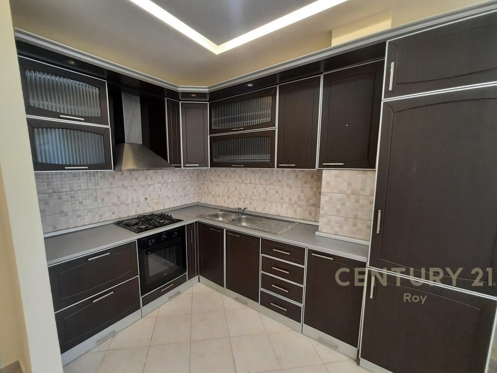 SHITET APARTAMENT 1+1 NE GOLEM!!