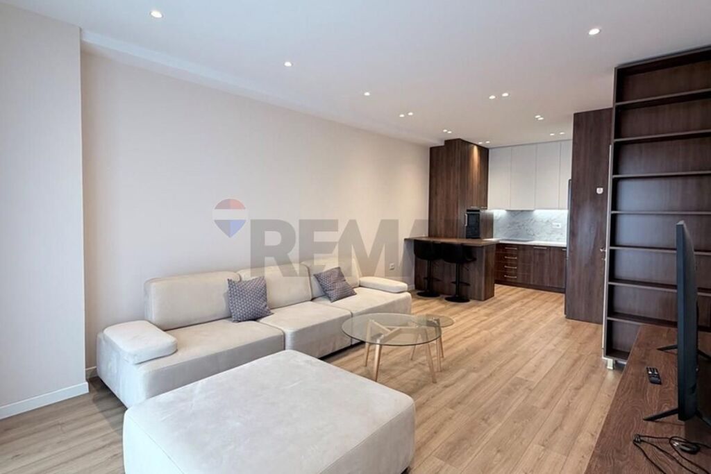 Per qira Apartament te Kompleksi Arlis