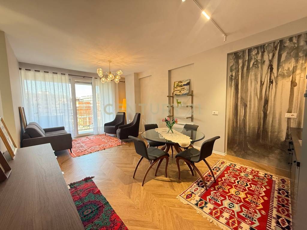 Affittasi appartamento 3+1+2 in uno dei complessi più prestigiosi presso il Lago Secco, Residenza Forest .