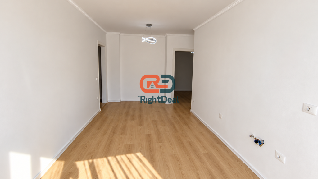 Ne Fresk, Shitet Apartament 2+1+2, I Sapo Investuar !!!