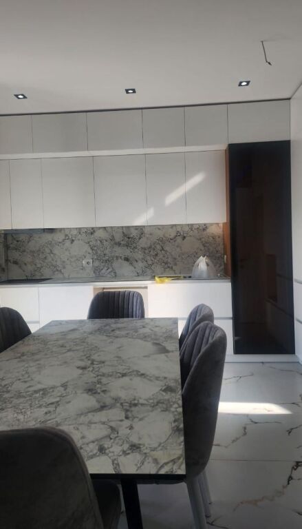 Apartment 2+1 for rent in Kamez
