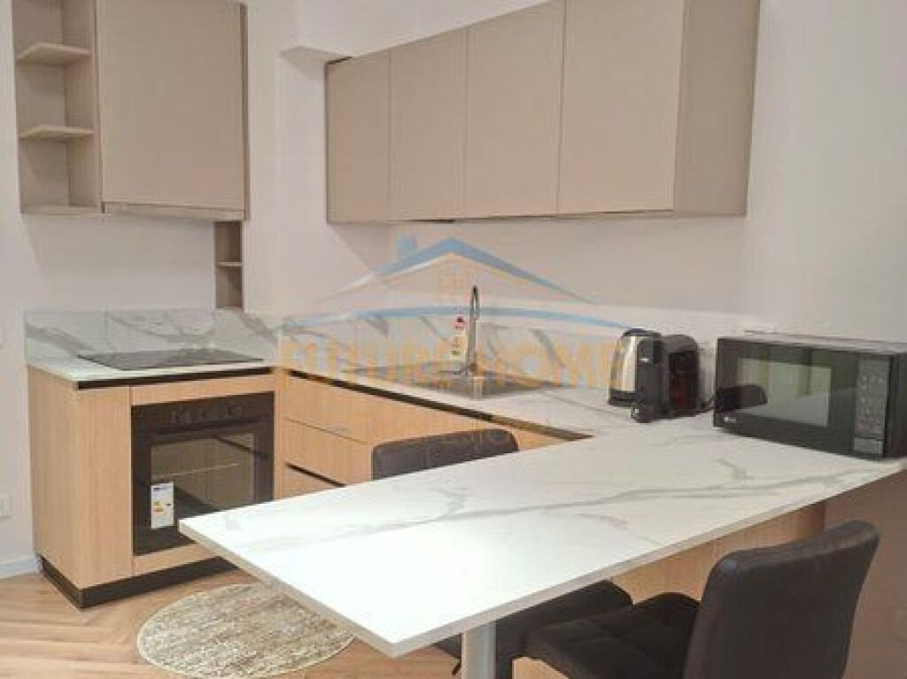 Shitet, Apartament 1+1, Mine Peza, Tiranë