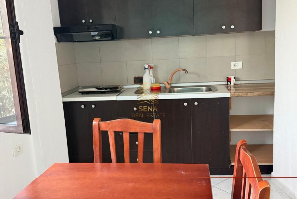 Qira, Hyrje Private 1+1, Vilat Gjermane ,30.000 Leke/muaj