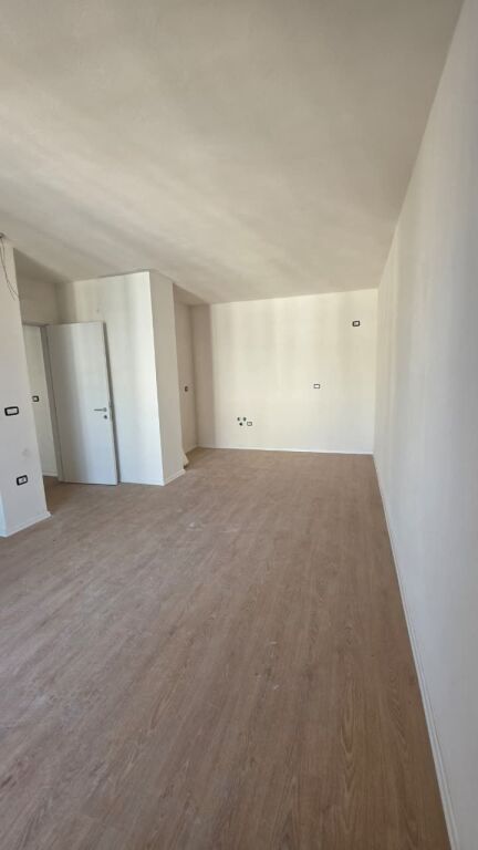 🏡 VENDESI APPARTAMENTO 2+1 + POSTO AUTO