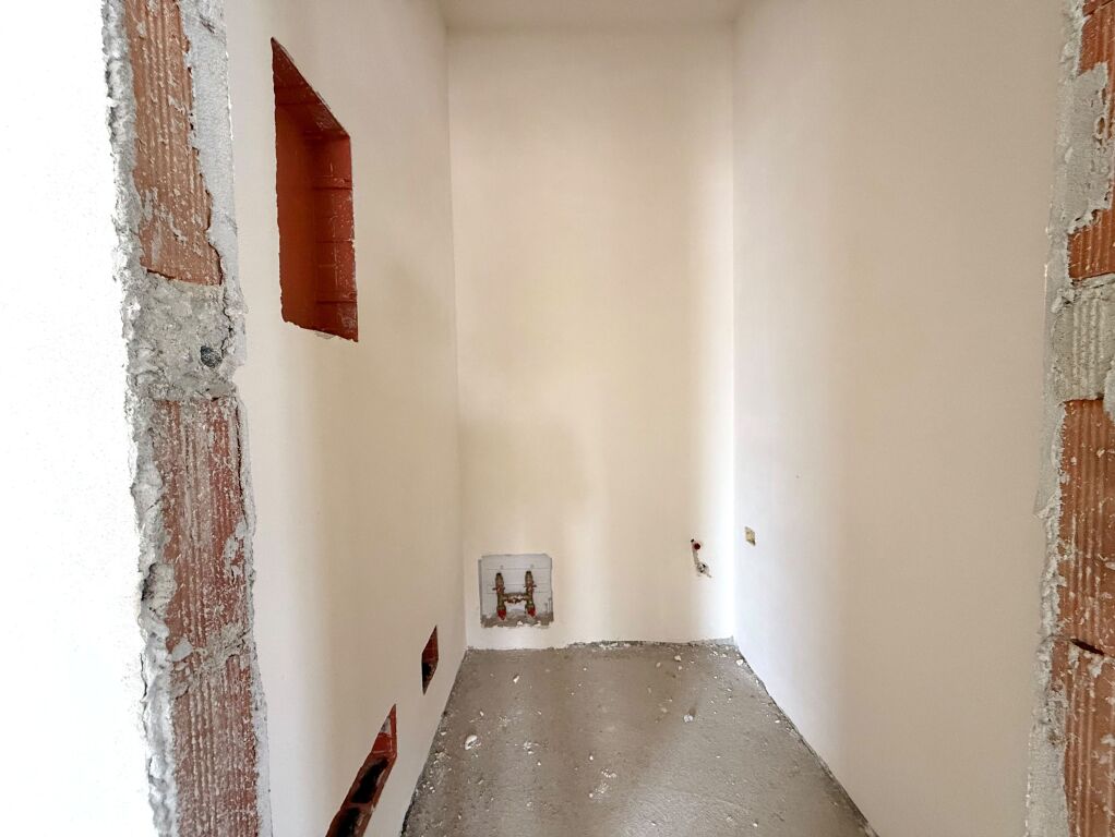 Apartament ne shitje 3+1 tek Bulevardi i Ri!