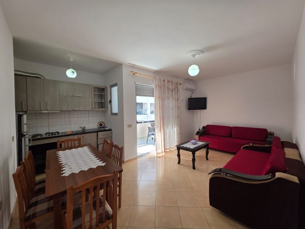 Apartament 1+1 me qera, Radhime