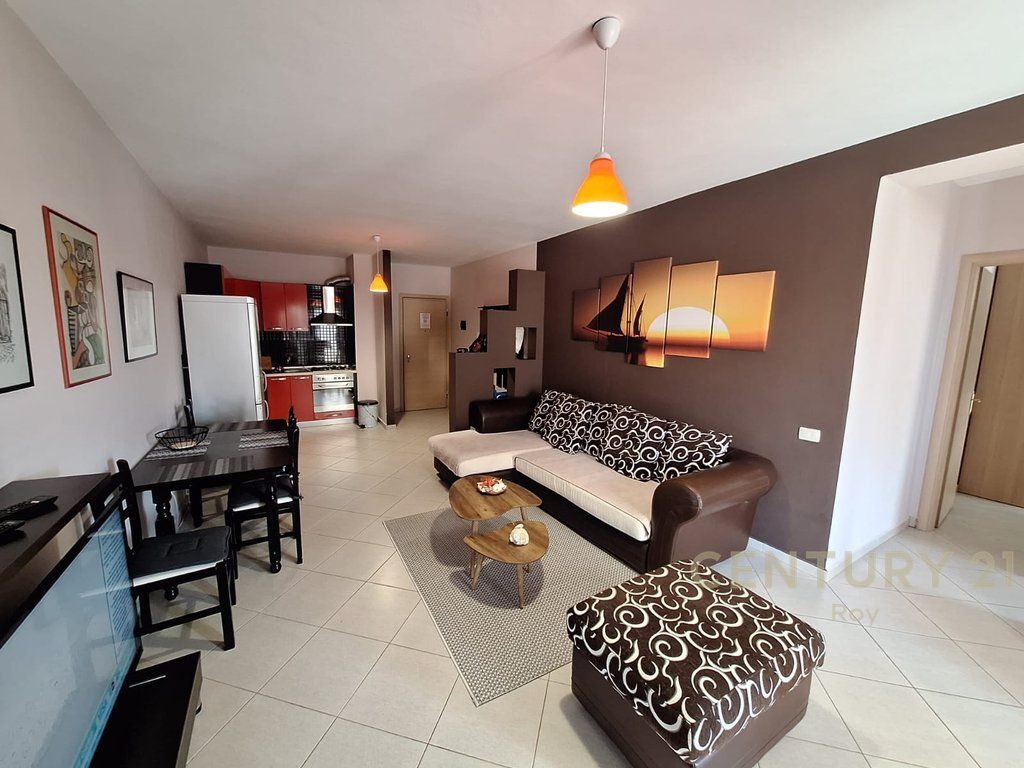 Jepet Apartament 1+1 me Qera ne Shkemb te Kavajes ,Vija e Pare me Detin!!..