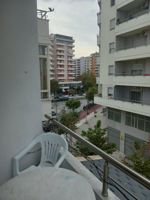Apartament 2+1 me qera