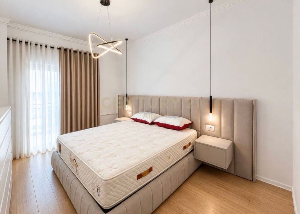 Jepet me Qira Apartament 3+1+2 + Depo dhe Post Parkimi | Rruga e Kosovarëve !