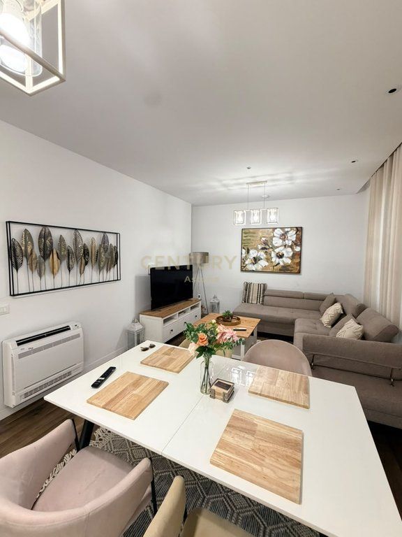 Appartamento 2+1 Smart Home in affitto - Via Naim Frashëri, vicino a Via delle Ambasciate