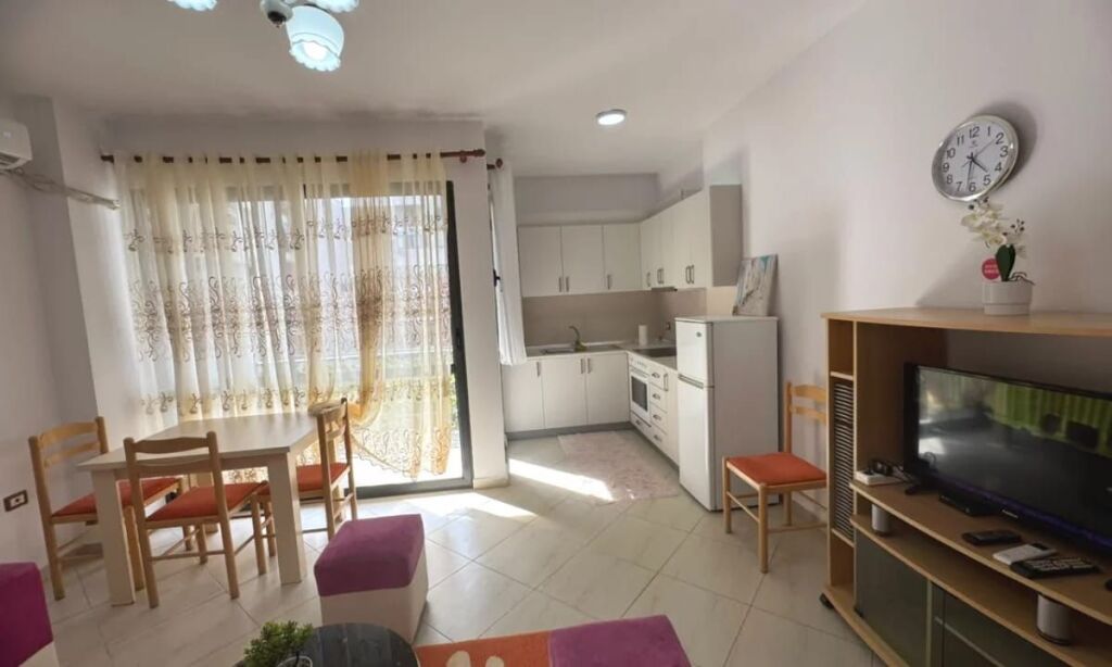 Apartament 1+1 per shitje Astir !