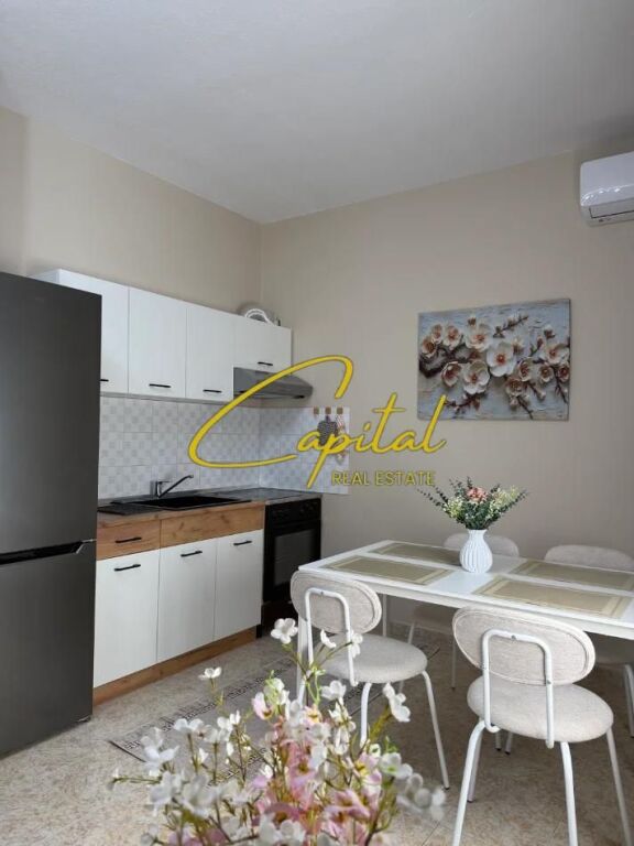 APARTAMENT ME QIRA 1+1 RRUGA E ELBASANIT 70.000 LEKE