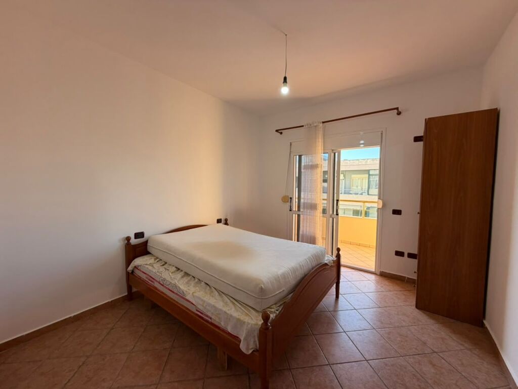 SHITET APARTAMENT 2+1 ME PAMJE ANESORE DETI - LUNGOMARE, RIRA, KARBURANT KASTRATI, VLORE