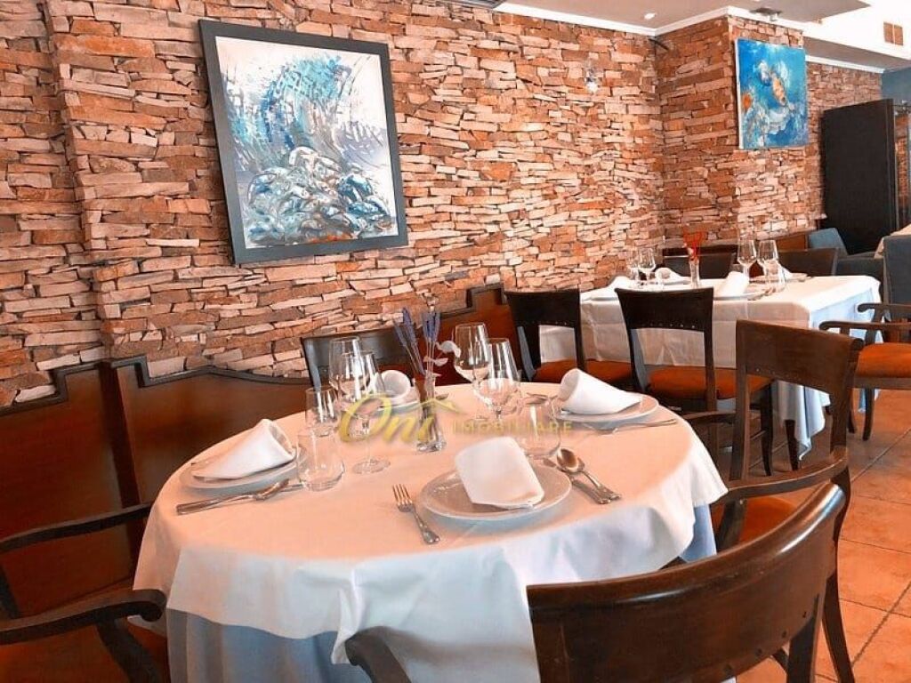 BRRYLI JEPET RESTORANT PER QERA 400M2