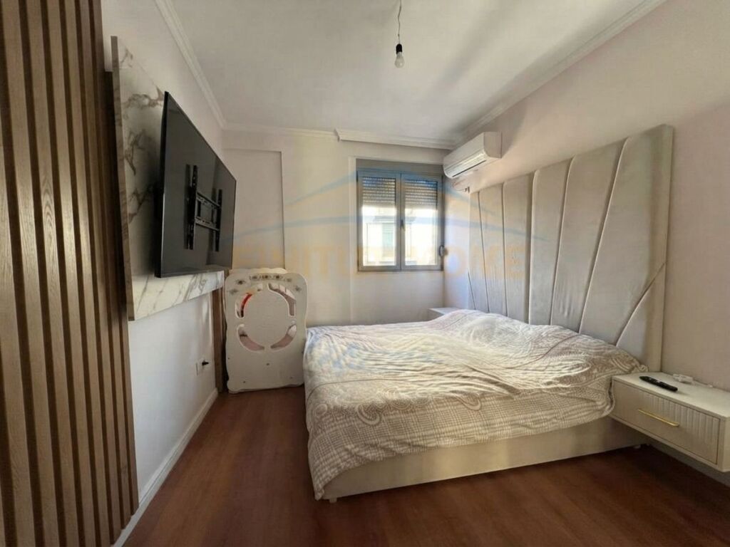 Qera, Apartament 2+1, Liqeni Thate, Tiranë.