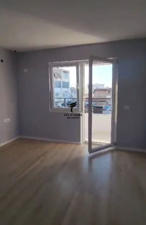 UFFICIO IN AFFITTO 100 M2 NUOVO MERCATO 60.000 LEKE FH-96708