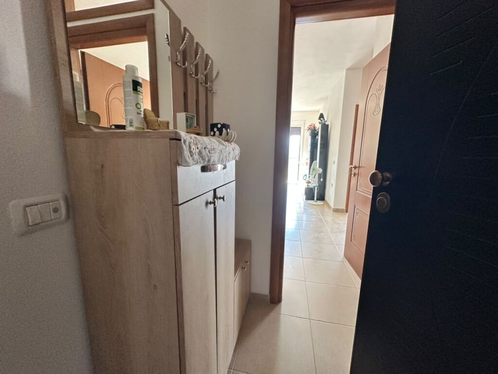 SHITET APARTAMENT 2+1+BALLKON - SHKOLLA "DRITA E DIJES", VLORE