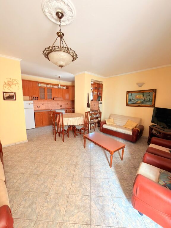 SHITET APARTAMENT 1+1 PRANE  DANUBIT, DURRES