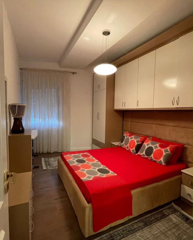 Apartament 2+1 me Qira prane Delijorgjit!