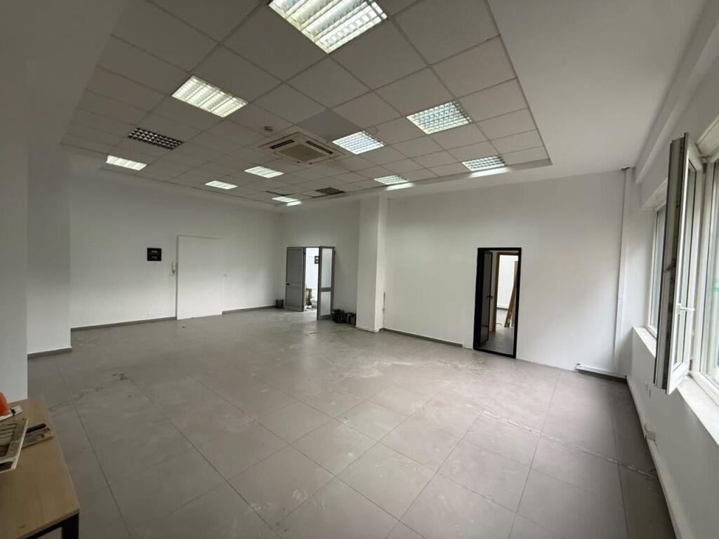 📣 **JEPET ME QIRA AMBIENT ZYRE + 1 POST PARKIMI**