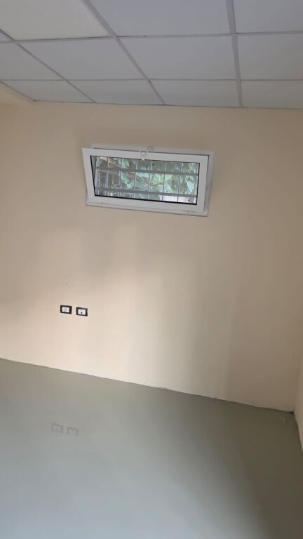 Qera | Ambjent Biznesi/Dyqan | Lagjia 11 Durres | 250 €/muaj