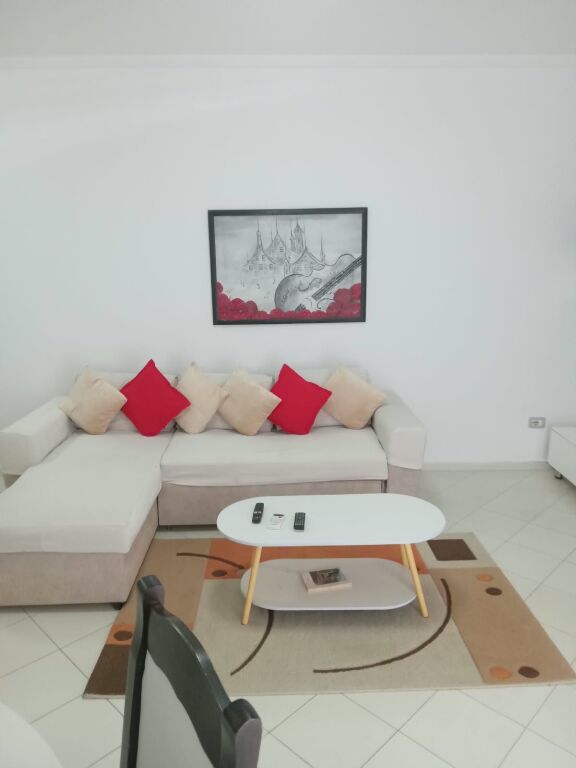 Apartament 2+1 me qera