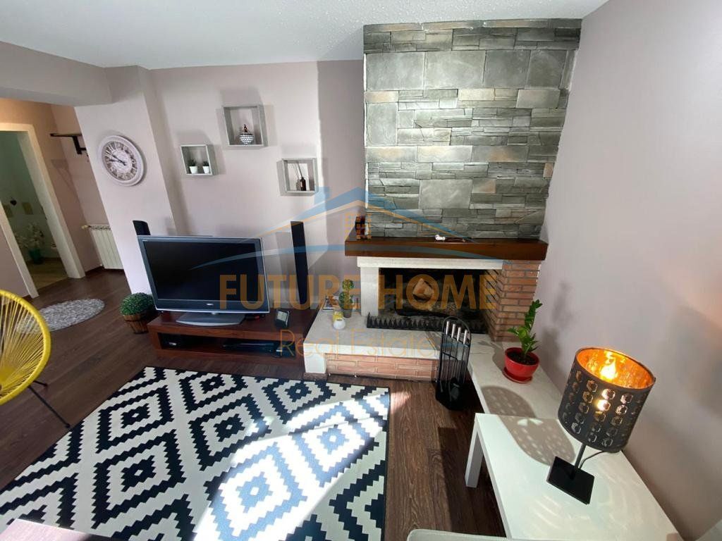 Rent, Duplex + Veranda, Block