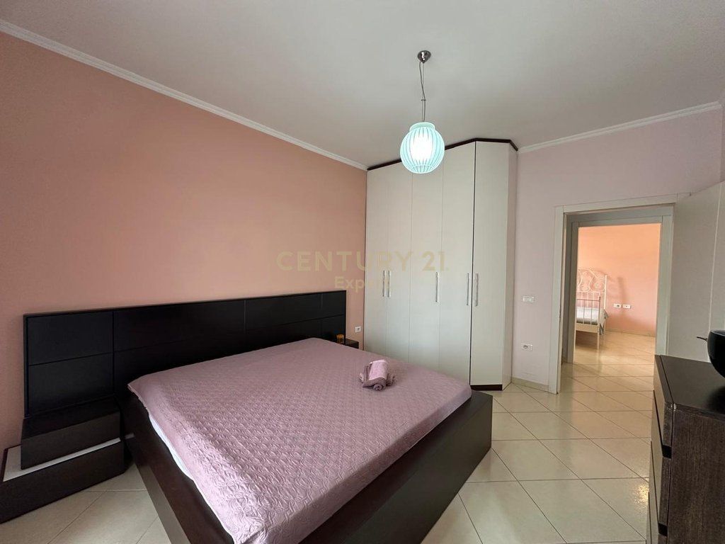 Apartament 3+1+2 Per Qira Tek Vilat Gjermane. 650 € /Muaj