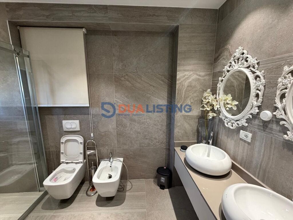 Villa moderna con piscina in affitto, Residenza Kodra e Diellit!
