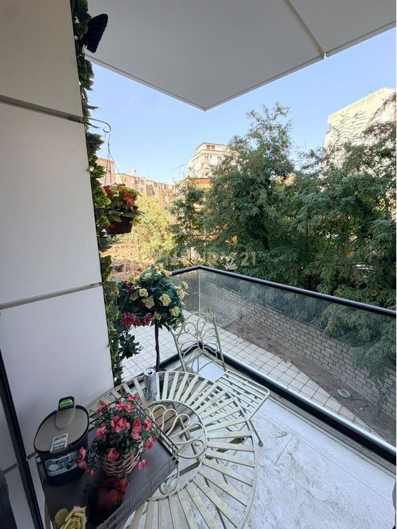 Appartamento 2+1 Smart Home in affitto - Via Naim Frashëri, vicino a Via delle Ambasciate
