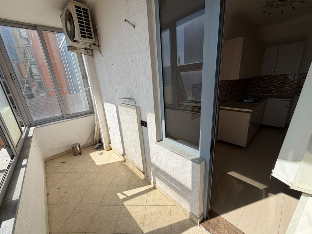 🏡 Apartment 2+1+2 for sale in the heart of Tirana