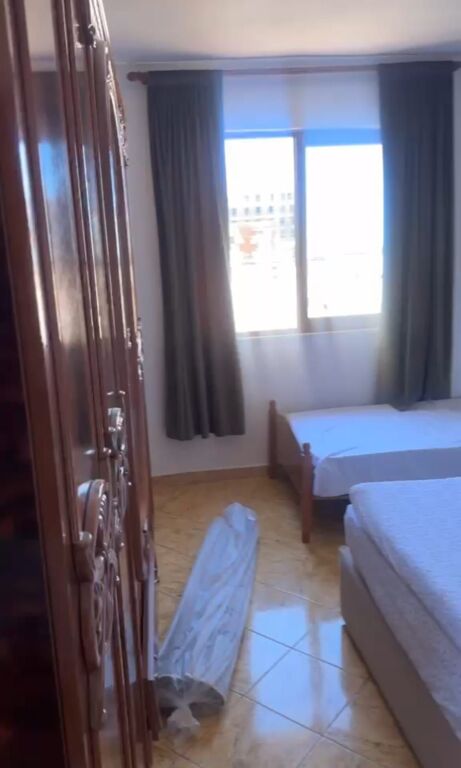 🏠 Jepet me qira apartament 1+1  📍 Vendndodhja: Rruga e Dibrës, përballë Komisariatit Nr. 4💰 Çmimi: 400 mijë lek/muaj