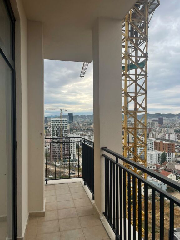 Shitet Apartament 2+1 – Kati 17 | Altura Trade Center