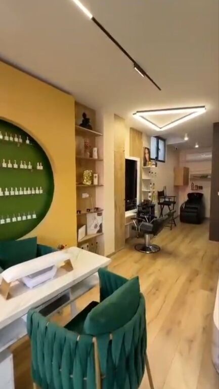 Affitto | Ambjent Biznesi | Rruga Xhanfize Keko | 700 €/mese
